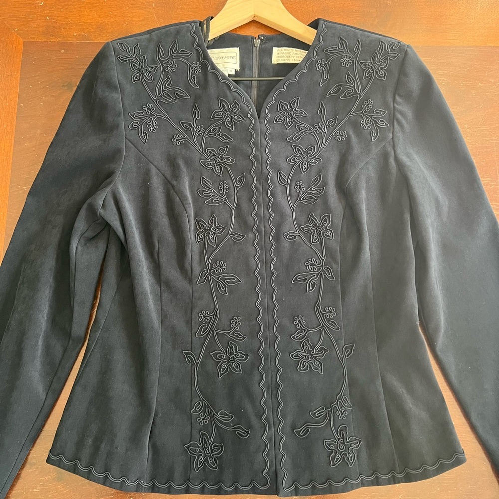Two-Piece Vintage-style Jacket/Skirt Set by Karin Stevens | Black/Coal | 10